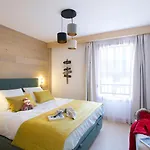 Phoenix A By Leavetown Vacations * Alpe d'Huez