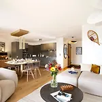 Phoenix A By Leavetown Vacations * Alpe d'Huez