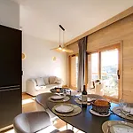 Phoenix A By Leavetown Vacations *