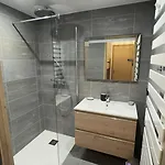 Phoenix A By Leavetown Vacations * Alpe d'Huez