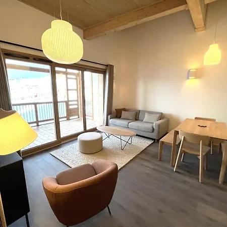 Aparthotel Phoenix A By Leavetown Vacations *