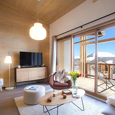 Phoenix A By Leavetown Vacations